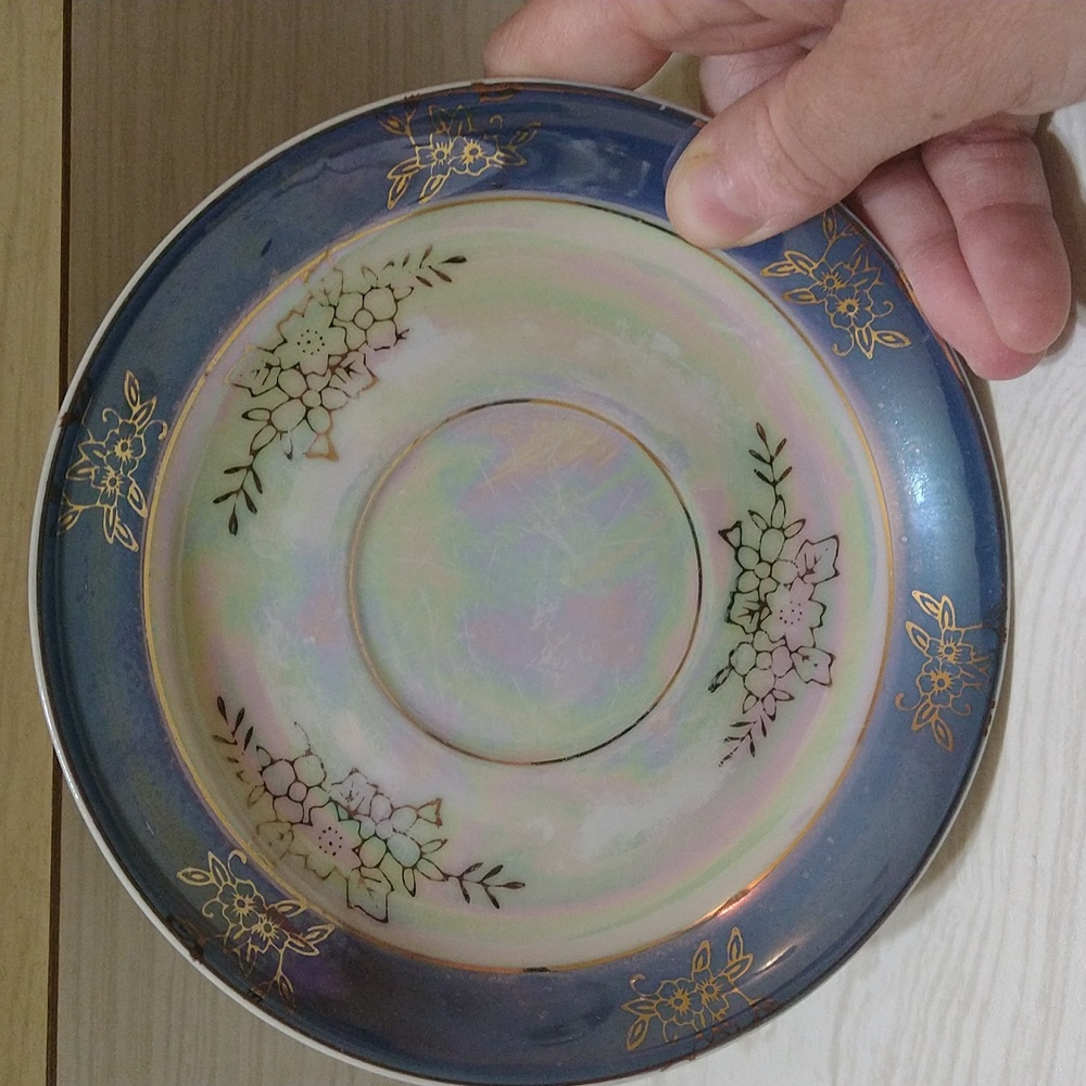 Vintage 1950's Iridescent Mother of Pearl w Blue Band and Gold Design Tea Set - Picture 4 of 7